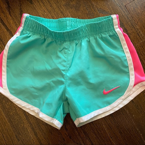2 Pairs of 2T Active Shorts - Picture 4 of 4